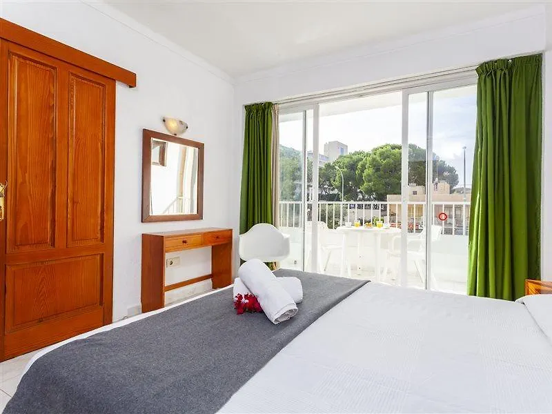 Aparthotel Africamar Can Picafort  Hotel