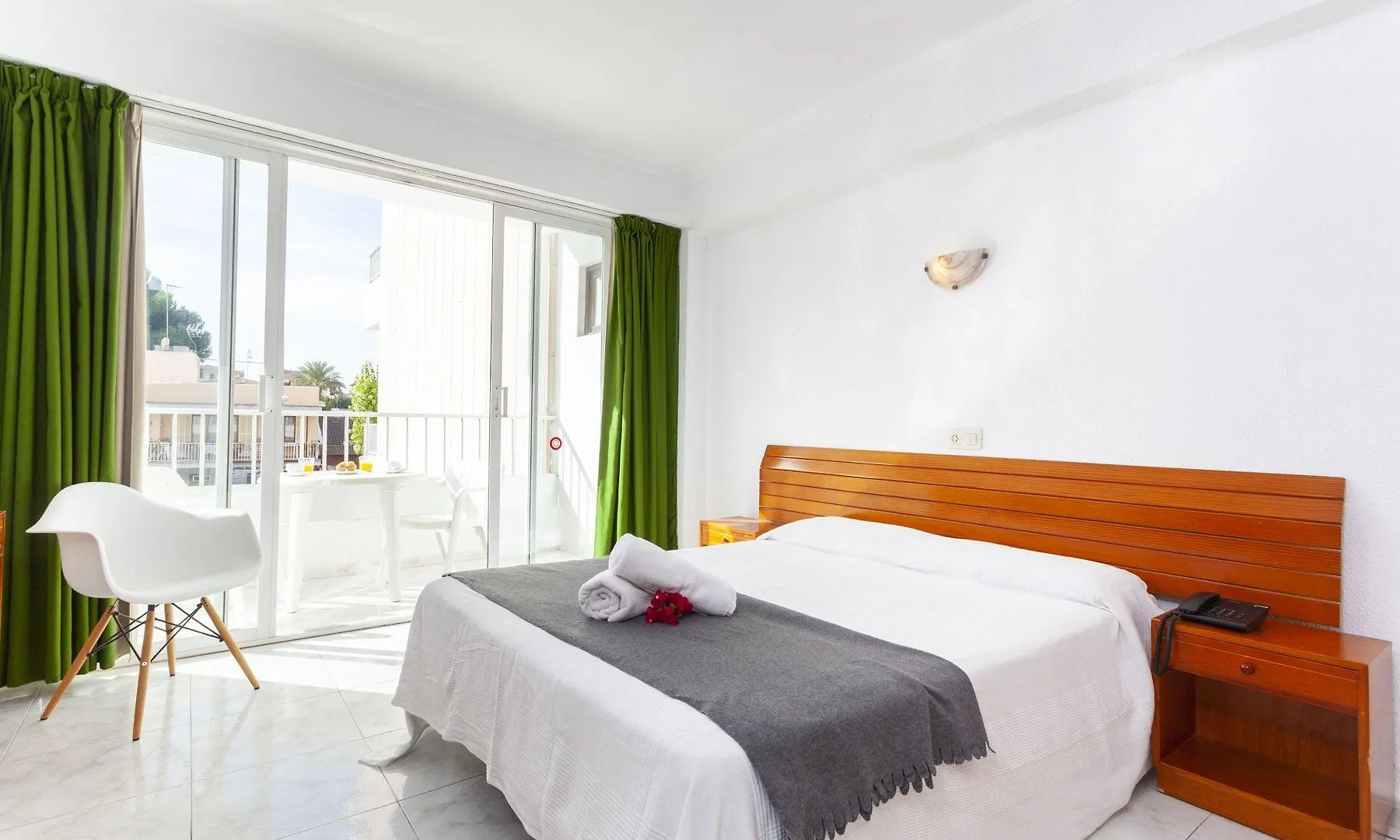Aparthotel Africamar Can Picafort  Hotel
